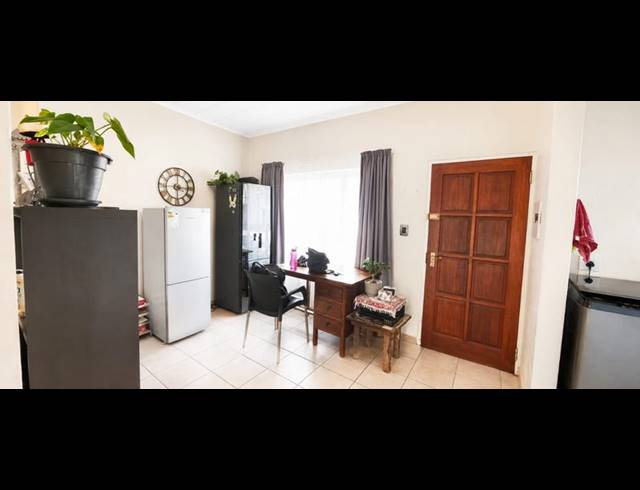 2 BEDROOM TOWNHOUSE FOR SALE IN HIGHVELD